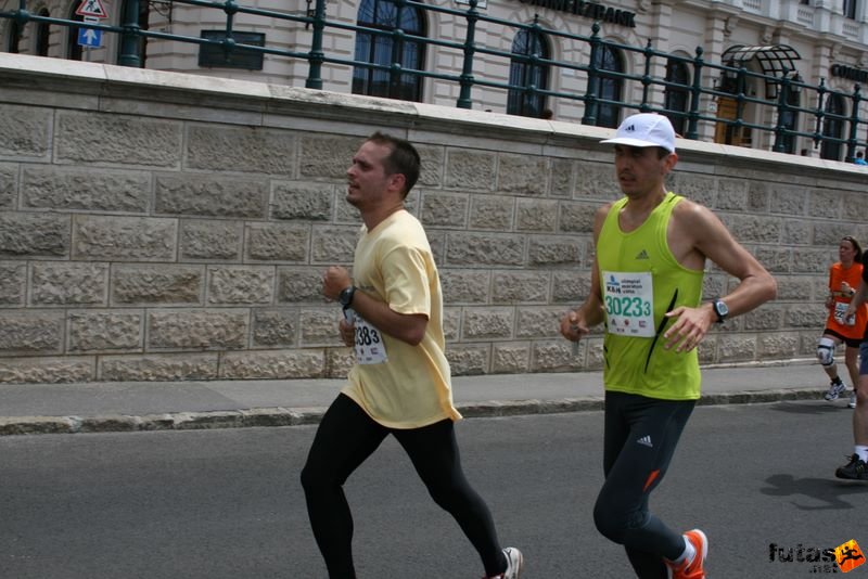 futás Maraton és félmaraton váltó