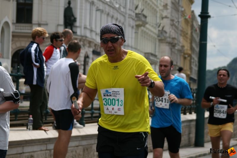 futás Maraton és félmaraton váltó