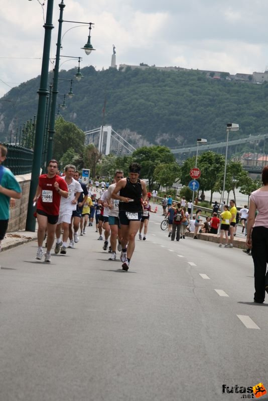 futás Maraton és félmaraton váltó