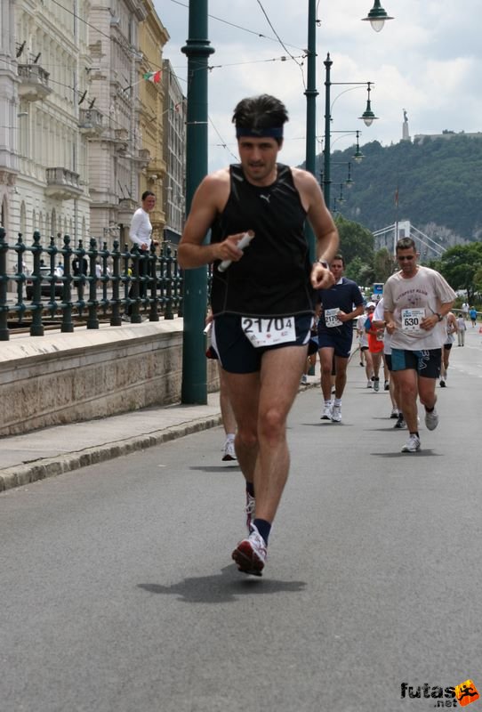 futás Maraton és félmaraton váltó