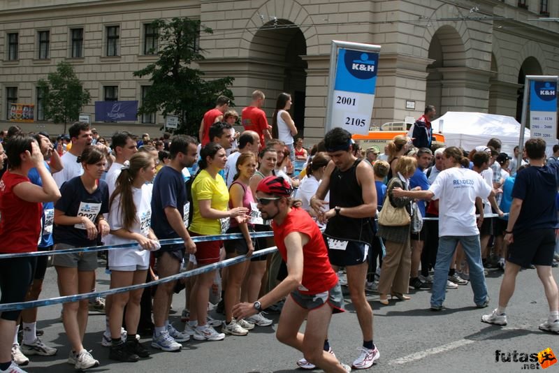 futás Maraton és félmaraton váltó