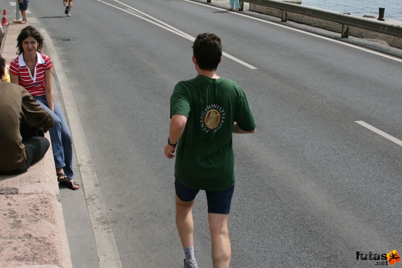 futás Maraton és félmaraton váltó