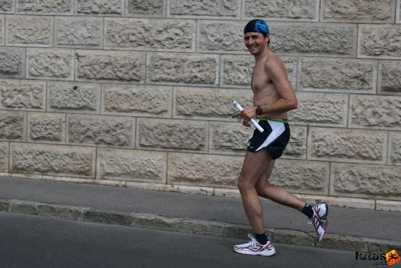 futás Maraton és félmaraton váltó