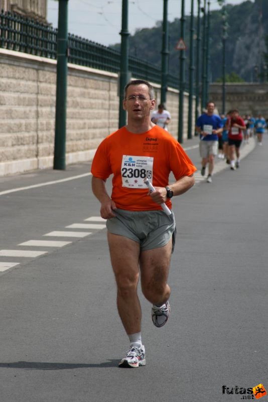 futás Maraton és félmaraton váltó