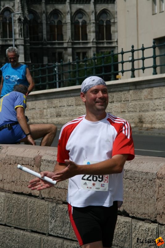futás Maraton és félmaraton váltó