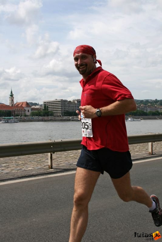 futás Maraton és félmaraton váltó