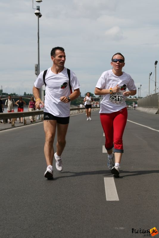 futás Maraton és félmaraton váltó