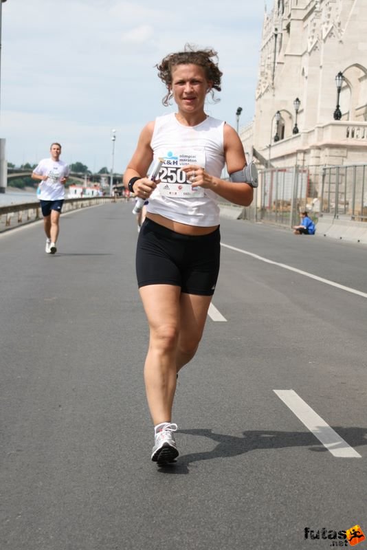 futás Maraton és félmaraton váltó