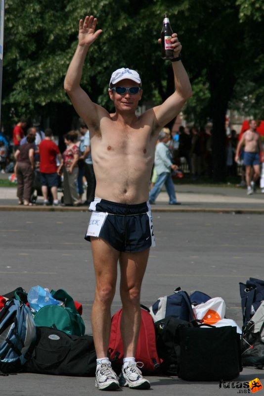 futás Maraton és félmaraton váltó