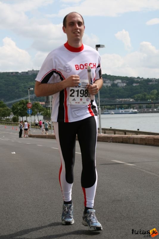 futás Maraton és félmaraton váltó