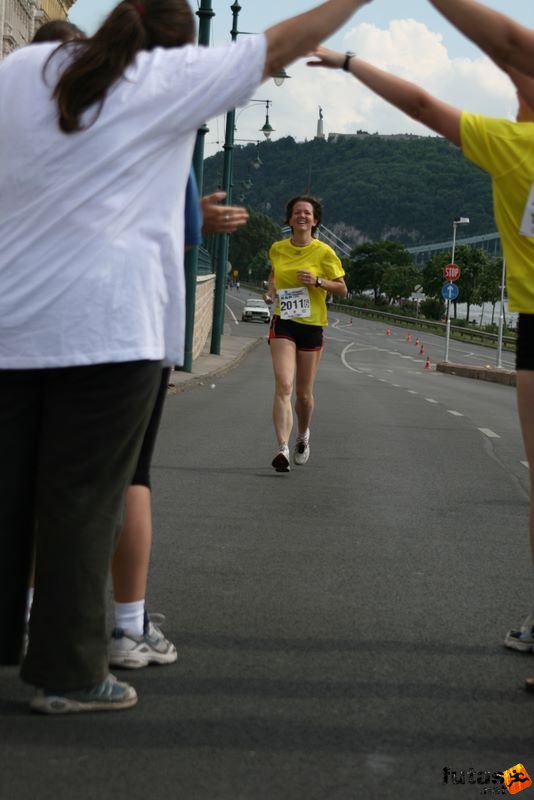 futás Maraton és félmaraton váltó