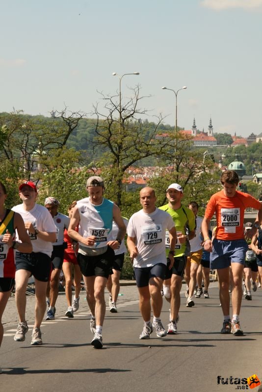 Volkswagen Prague Marathon Runners