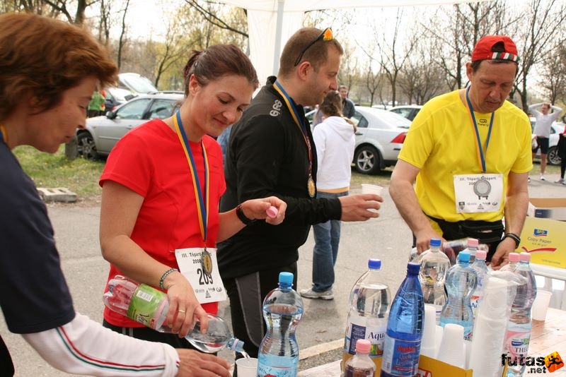 Velencei-tó kör futás befutó Agárd