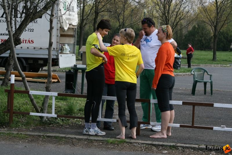 Velencei-tó kör futás befutó Agárd