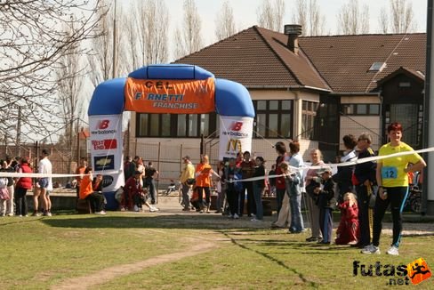 Vásárhelyi Félmaraton Futóverseny Kecskemét 7784.jpg