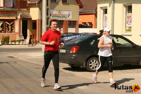 Vásárhelyi Félmaraton Futóverseny Kecskemét 7820.jpg
