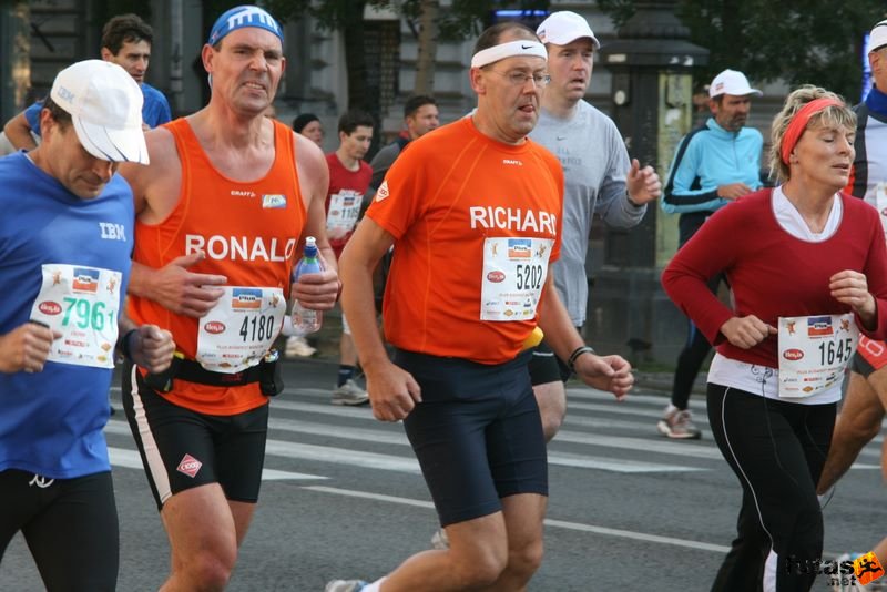 Budapest Maraton budapest_marathon_9026.jpg Plus Budapest Marathon, budapest_marathon_9026.jpg