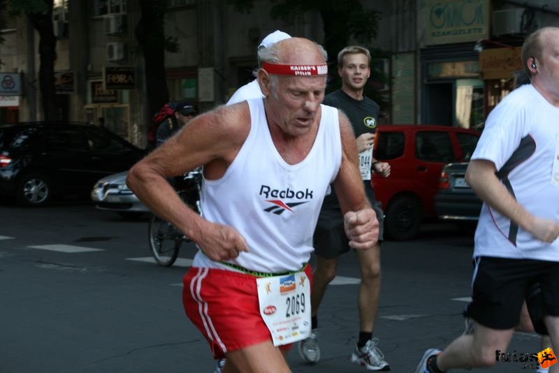 Budapest Marathon Fehér Károly 73 years old Budapest Marathon in Hungary,, Fehér Károly 73 years old