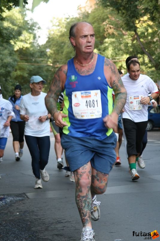 Budapest Marathon in Hungary,, Marathon runner,Mills Brian, 100 marathon uk