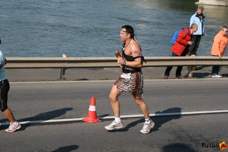 Budapest Maraton budapest_marathon_9333.jpg Plus Budapest Marathon, budapest_marathon_9333.jpg