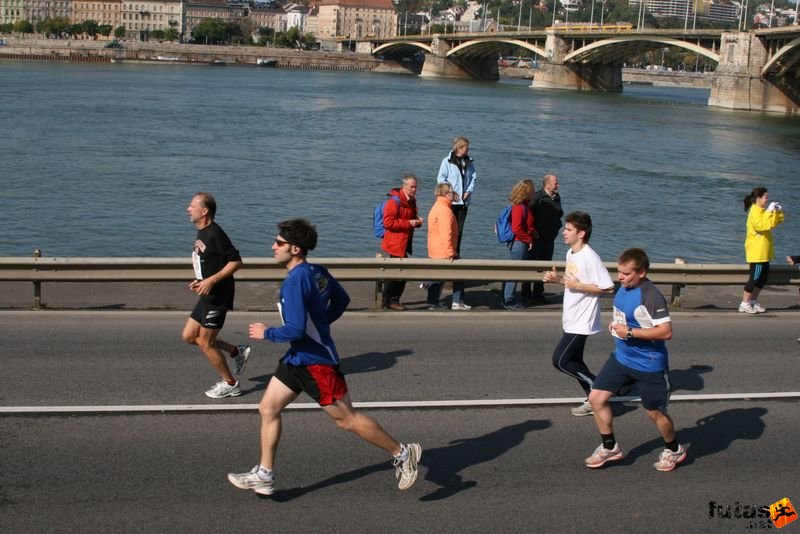 Budapest Maraton budapest_marathon_9335.jpg Plus Budapest Marathon, budapest_marathon_9335.jpg
