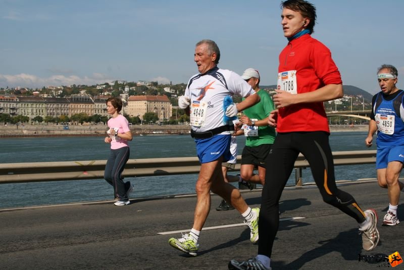 Budapest Marathon in Hungary,, Gaio Odorico,Montebelluna, Nagy Dénes, Gelej