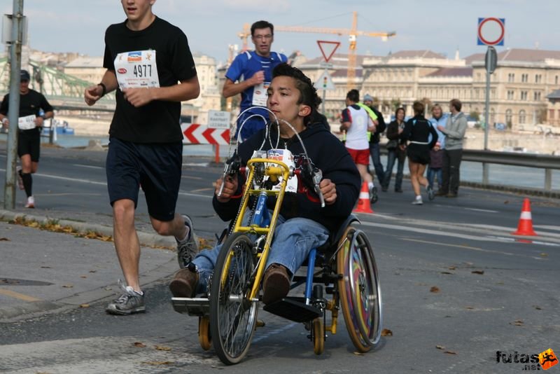 Budapest Marathon budapest_marathon_9528.jpg Budapest Marathon in Hungary, budapest marathon runners 9528.jpg