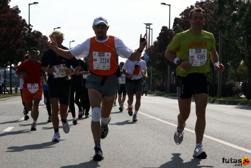 Budapest Marathon Herceg József, Tóalmás, Hungary Budapest Marathon in Hungary,, Herceg József, Tóalmás, Hungary