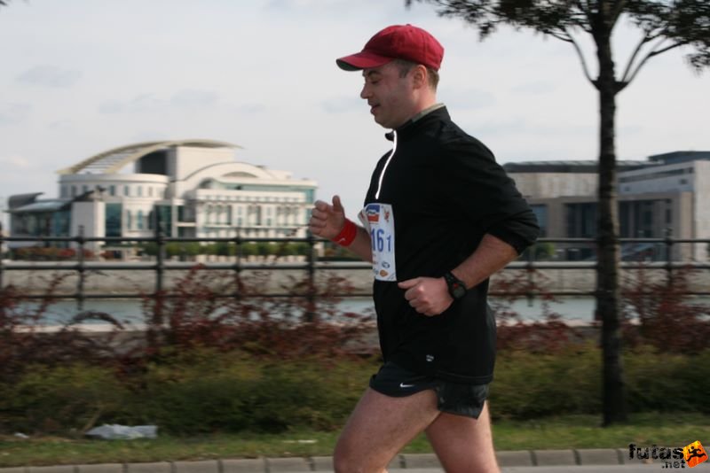 Budapest Maraton budapest_marathon_9650.jpg Plus Budapest Marathon, budapest_marathon_9650.jpg