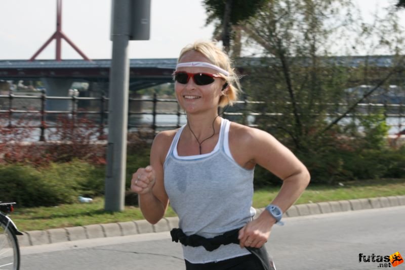 Budapest Maraton budapest_marathon_9694.jpg Plus Budapest Marathon, budapest_marathon_9694.jpg