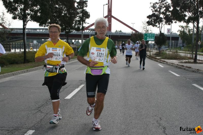 Budapest Maraton Moitier Véronique, Bellenoue Serge,Coureurs sans frontiere, L' ISLE ADAM Plus Budapest Marathon, Moitier Véronique, Bellenoue Serge,Coureurs sans frontiere, L' ISLE ADAM