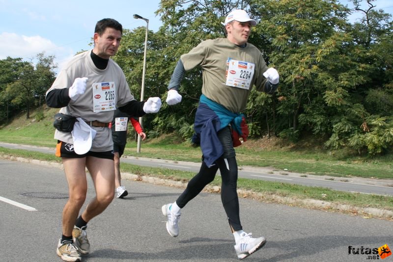 Budapest Marathon Jánosi Attila, Tamásy Károly Budapest Marathon in Hungary,, Jánosi Attila, Tamásy Károly