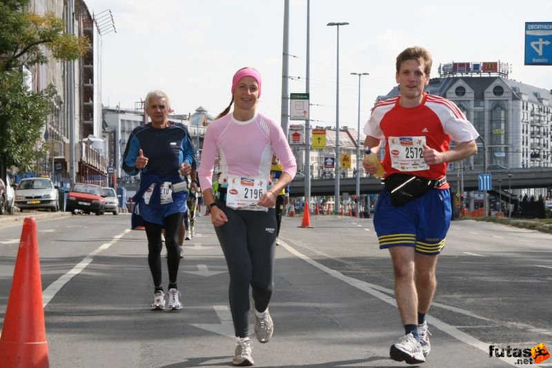 Budapest Marathon in Hungary,, Aradi Kinga, Kovács Krisztián