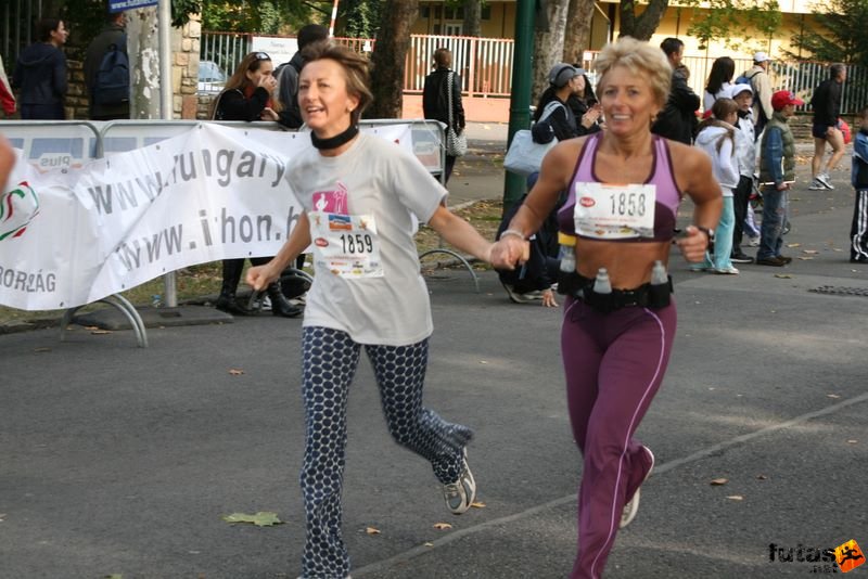 Budapest Marathon Váradiné Börcsök Julianna, Kratofil Zoltánné Budapest Marathon in Hungary,, Váradiné Börcsök Julianna, Kratofil Zoltánné