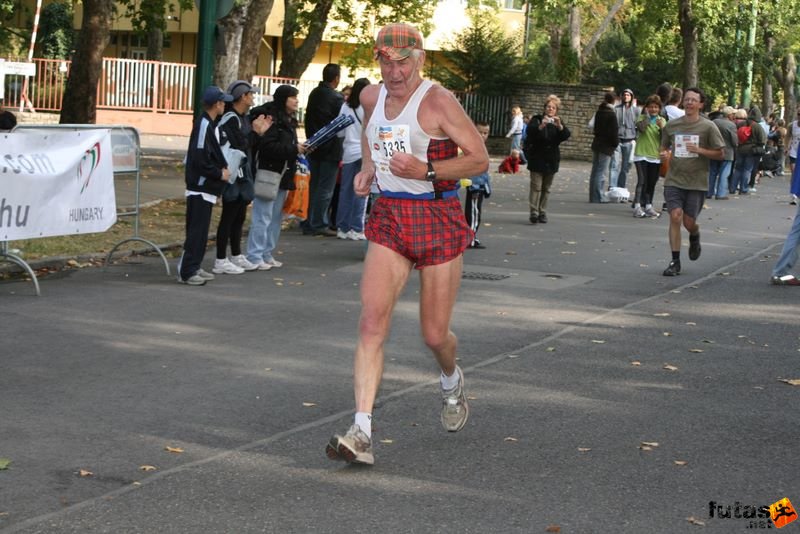 Budapest Maraton Armstrong George, haddington pacemakers Plus Budapest Marathon, Armstrong George, haddington pacemakers