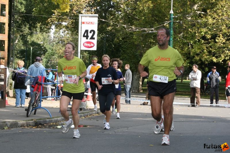 Budapest Marathon Saintpierre Olivier,CRAPONNE Budapest Marathon in Hungary,, Saintpierre Olivier,CRAPONNE