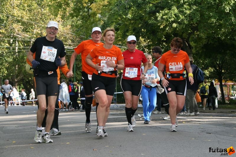 Budapest Marathon Marjolein, Celia Budapest Marathon in Hungary,, Marjolein, Celia