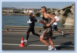 Budapest Marathon in Hungary, ősember, jelmezes maraton futó