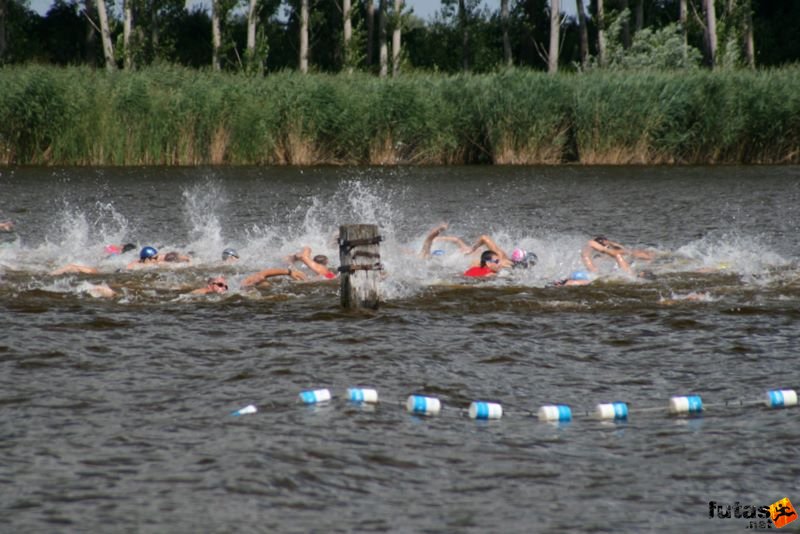 triatlon futás úszás kerékpározás