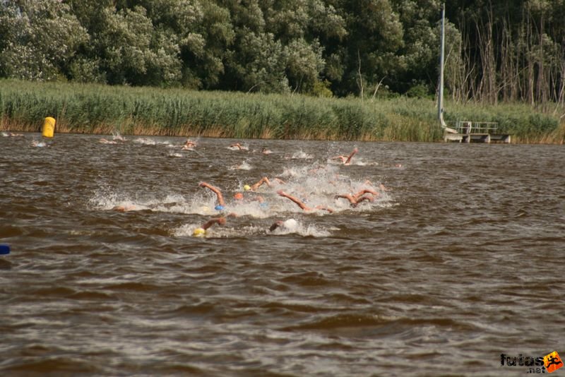 triatlon futás úszás kerékpározás