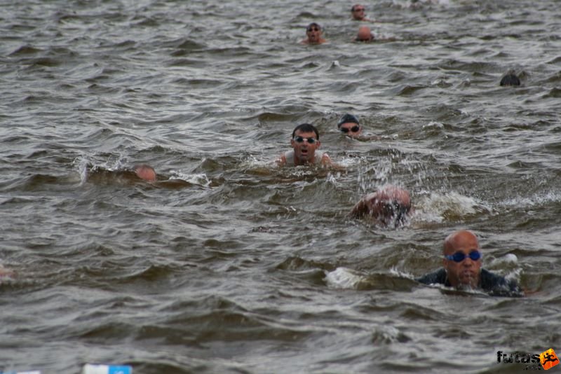 triatlon futás úszás kerékpározás