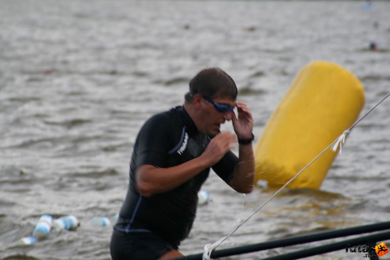 triatlon futás úszás kerékpározás