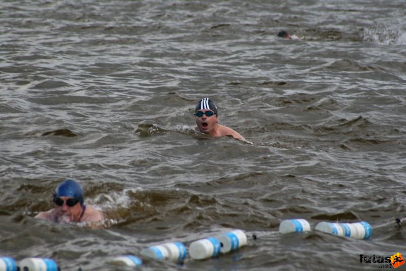 triatlon futás úszás kerékpározás