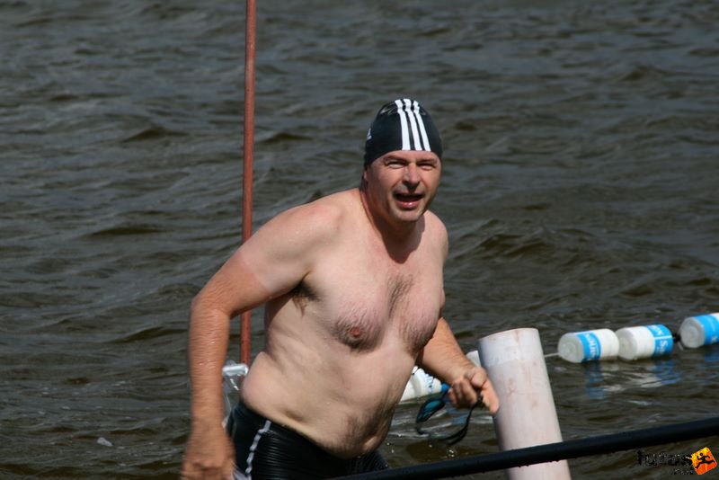 triatlon futás úszás kerékpározás