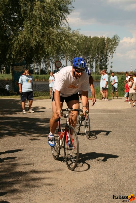 triatlon futás úszás kerékpározás