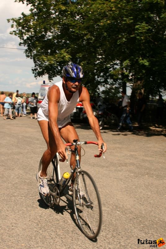 triatlon futás úszás kerékpározás