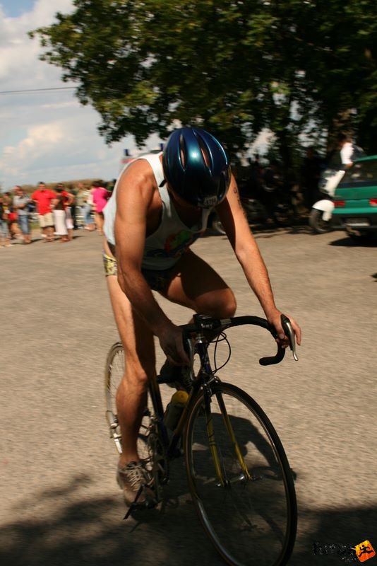 triatlon futás úszás kerékpározás