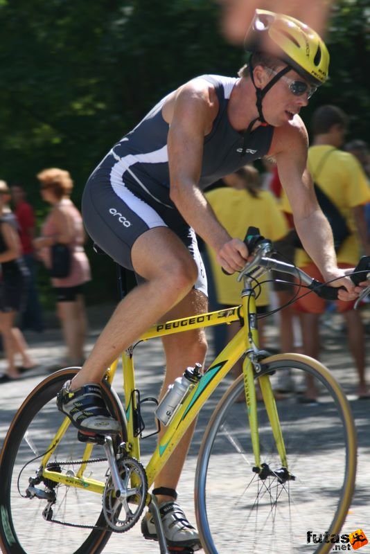 triatlon futás úszás kerékpározás