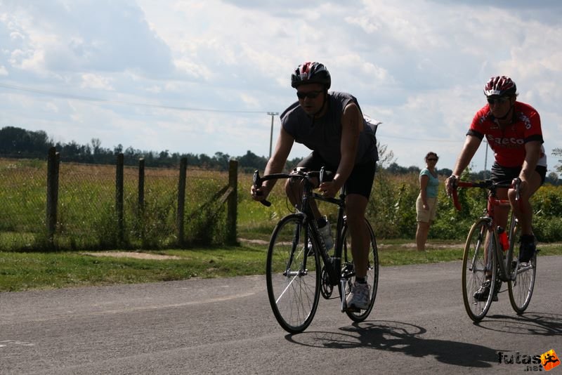 triatlon futás úszás kerékpározás