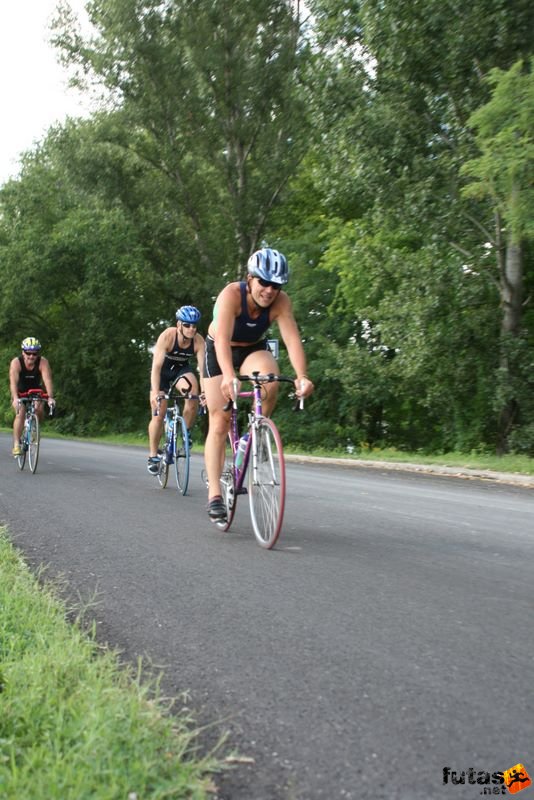 triatlon futás úszás kerékpározás
